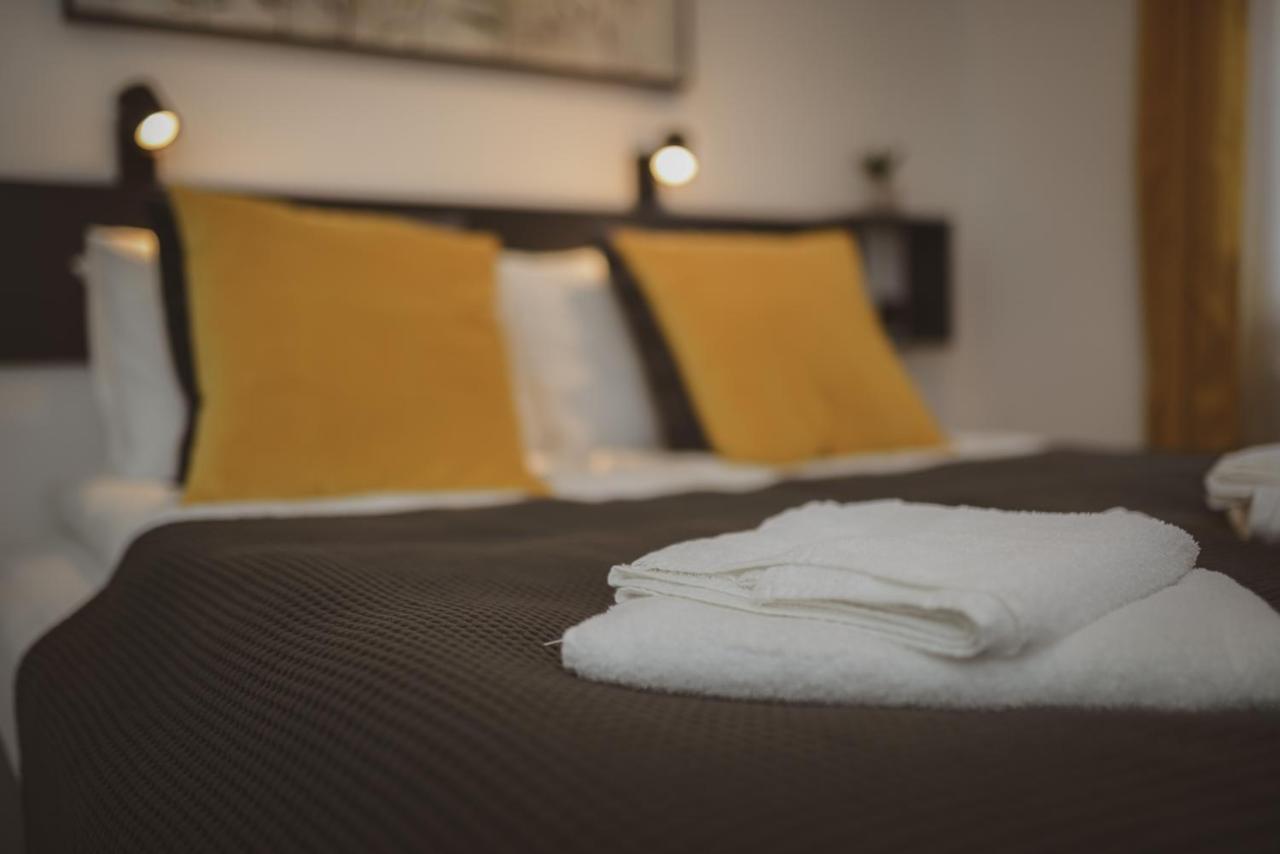 Raba92 Apartman House Bagian luar foto