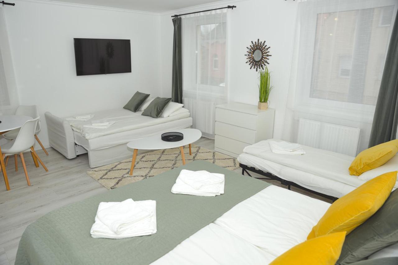 Raba92 Apartman House Bagian luar foto